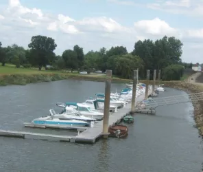 mairie la chapelle basse mer et office de tourisme
