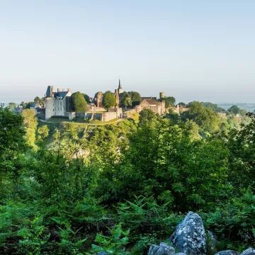Visita de Sainte-Suzanne, ciudad medieval 