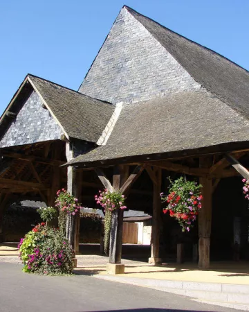 saintdenisdanjou.com (ot)