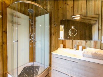Salle de douche avec cabine d angle 90 cm x 90 cm