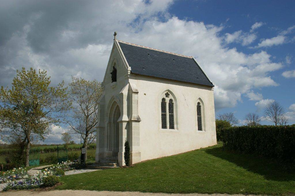 CHAPELLE NOTRE DAME DE LA SALETTE: Patrimonio religioso Francia, Loira  Atlantico