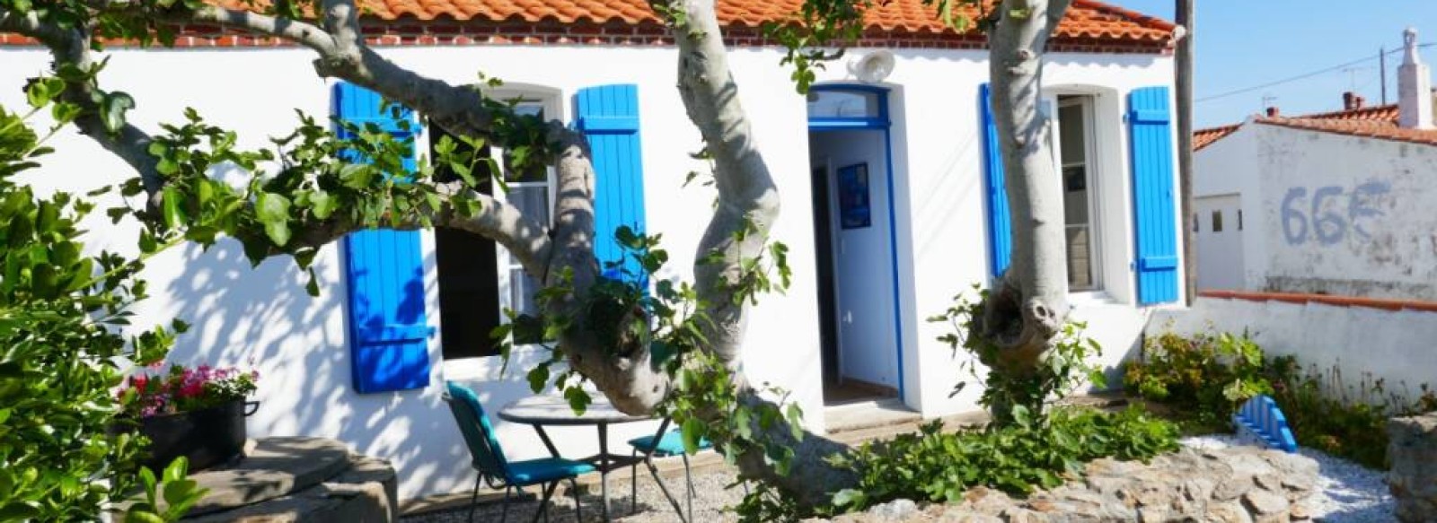 Jolie maison de vacances a 150 metres de la plage de  Luzeronde