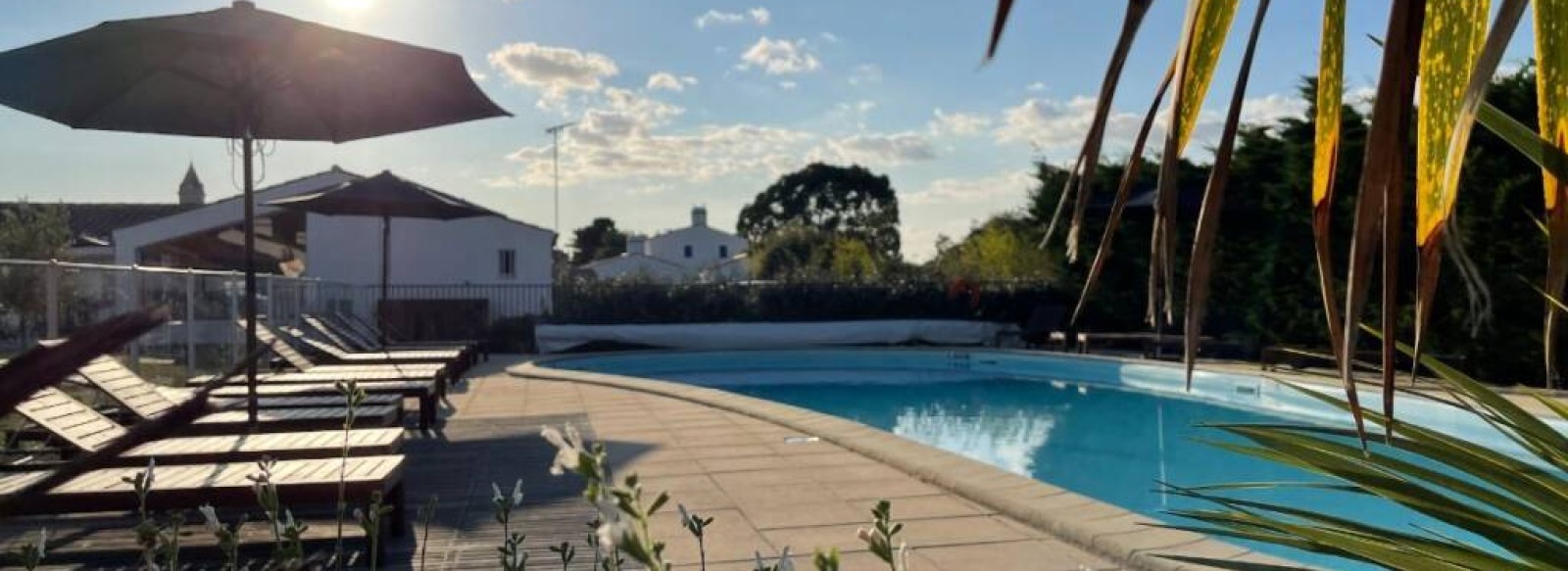 Maison de vacances dans residence avec piscine chauffee a proximite du centre-ville de Noirmoutier en l'ile