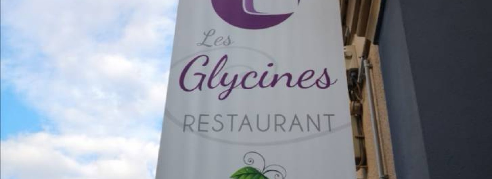 Les Glycines Restaurant